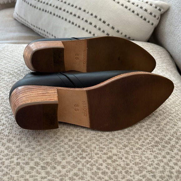 Nisolo Mia Everyday Ankle Boot. Black. Size 8.5 - Picture 5 of 9